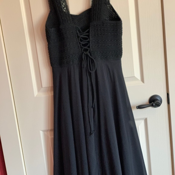 Floor length gown - Picture 3 of 6